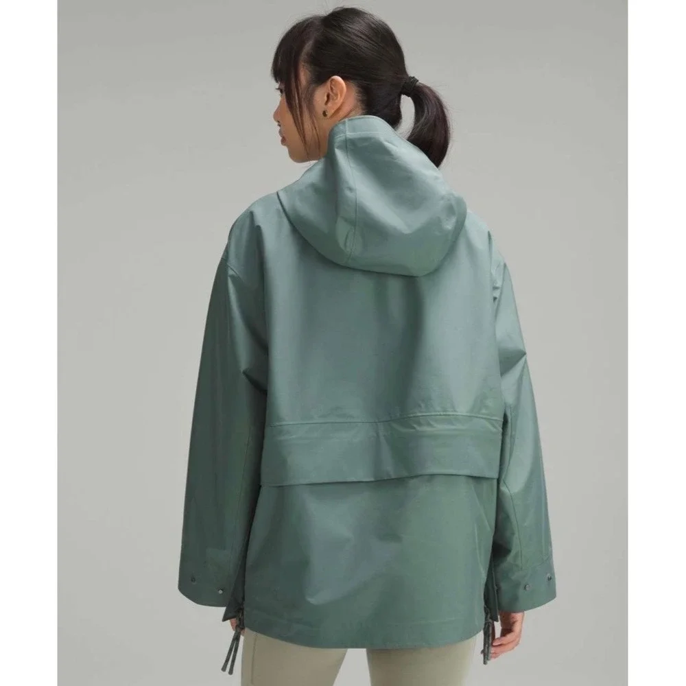 Lululemon Oversized Hooded Rain Jacket In Medium Forest - Size 10